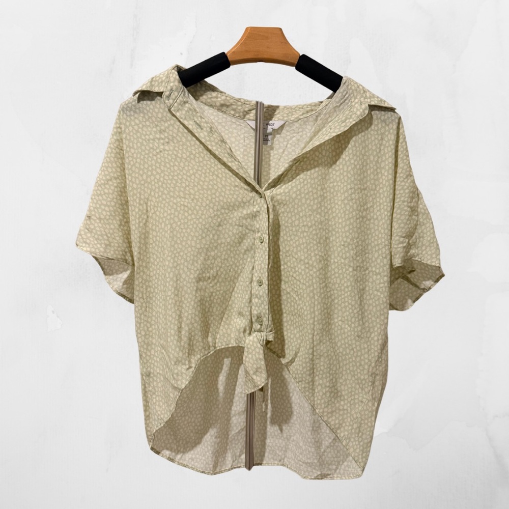 Nine West Green Tie-Front Blouse –‎ Size Medium